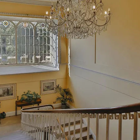 Castle 5 Bedroom * Slane