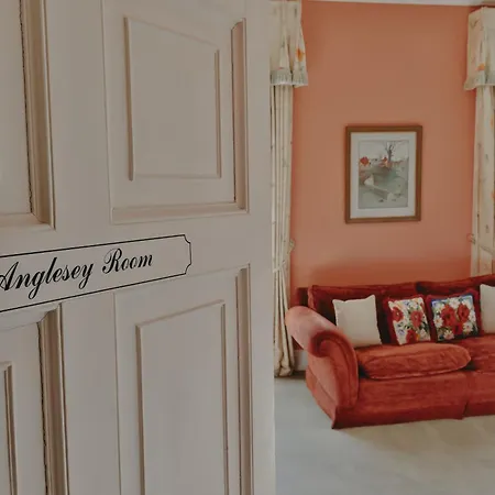 Castle 5 Bedroom * Slane