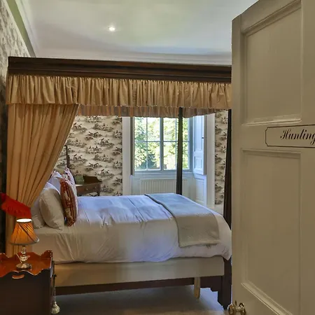 Castle 5 Bedroom بيت للعطل سلان